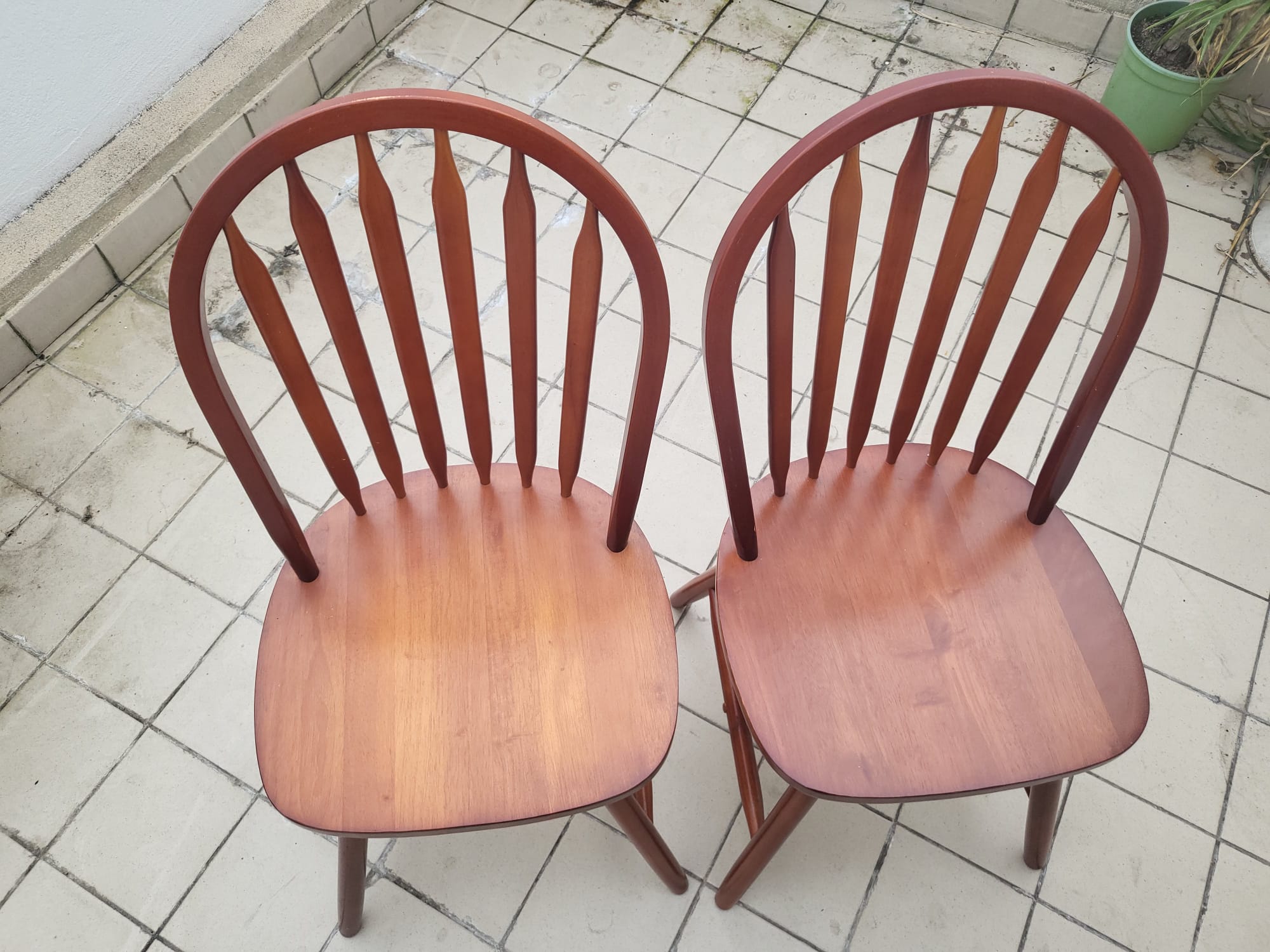 Set of 2 vintage Scandinavian chairs