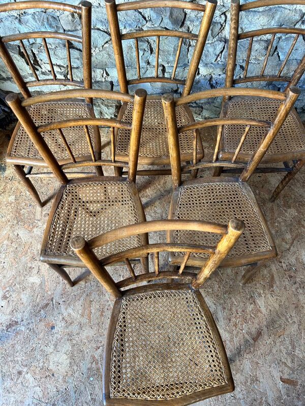 Chaises bistrot cannées