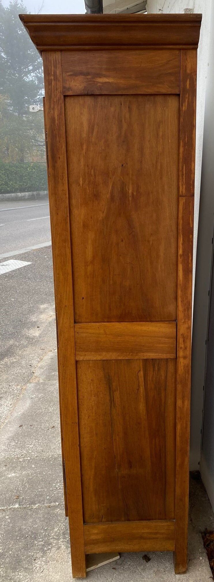 Louis Phillipe style bonnetière in Walnut