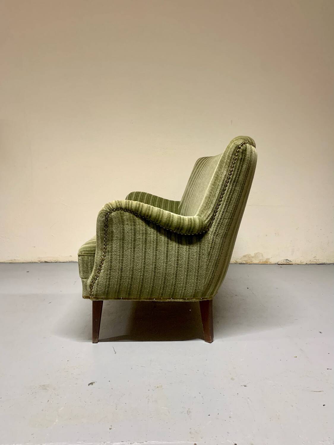 Danish 2seater sofa by Peter Hvidt 50s