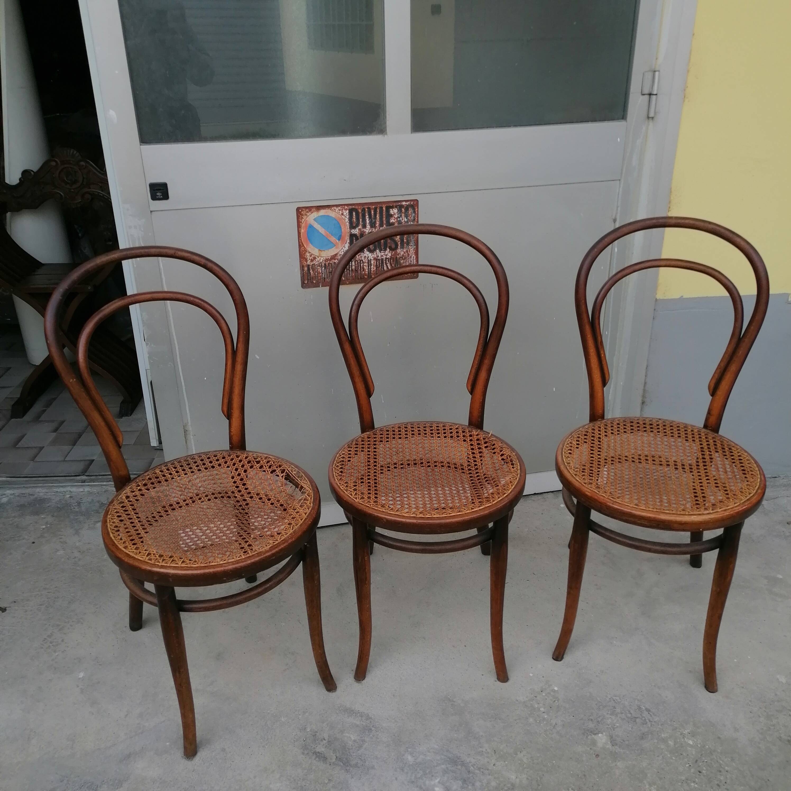 7 Chairs Marche Gebrüder Thonet and Wackerlin & C. original model no. 18