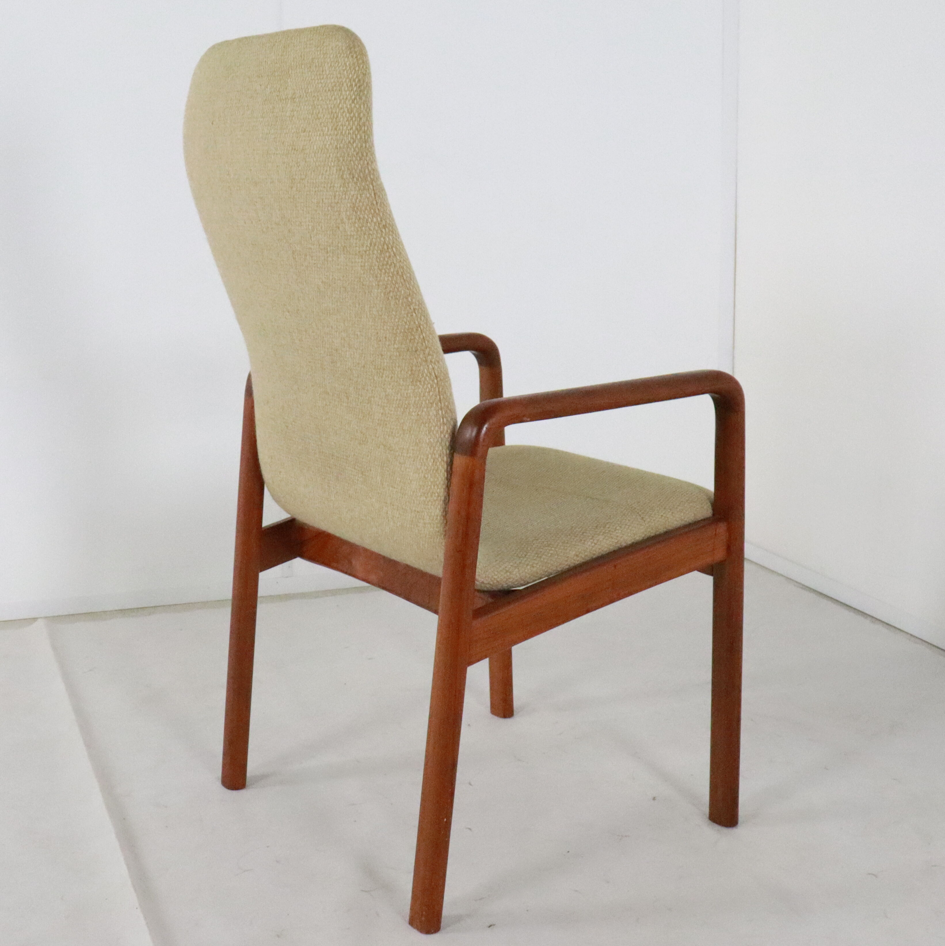 Dyrlund armchair 'Stukbaer'