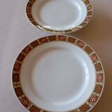 Pair of KG Lunéville "Vittefleur" pedestal dishes, early 20th century