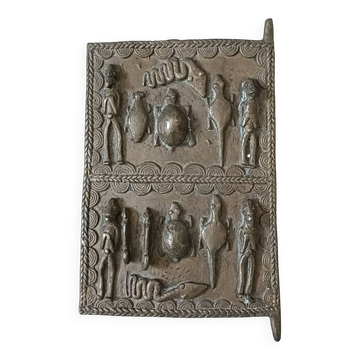 Ancienne petite porte Dogon en bronze