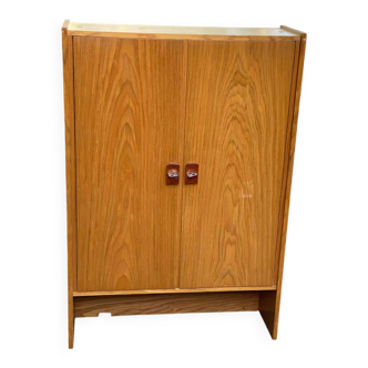 Small Scandinavian oak wardrobe from the 1970s.