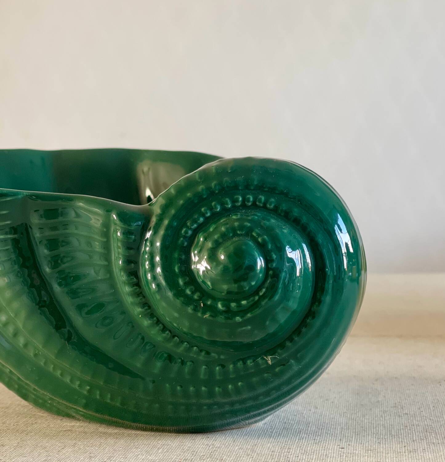 Cachepot, shell vase