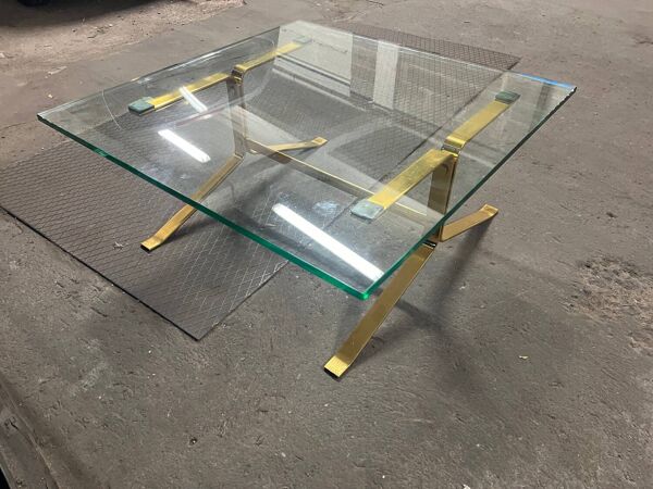 Table basse design par Olivier Mourgue airborne