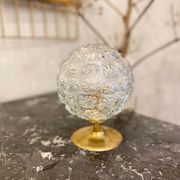 Lampe globe “fleur” en verre