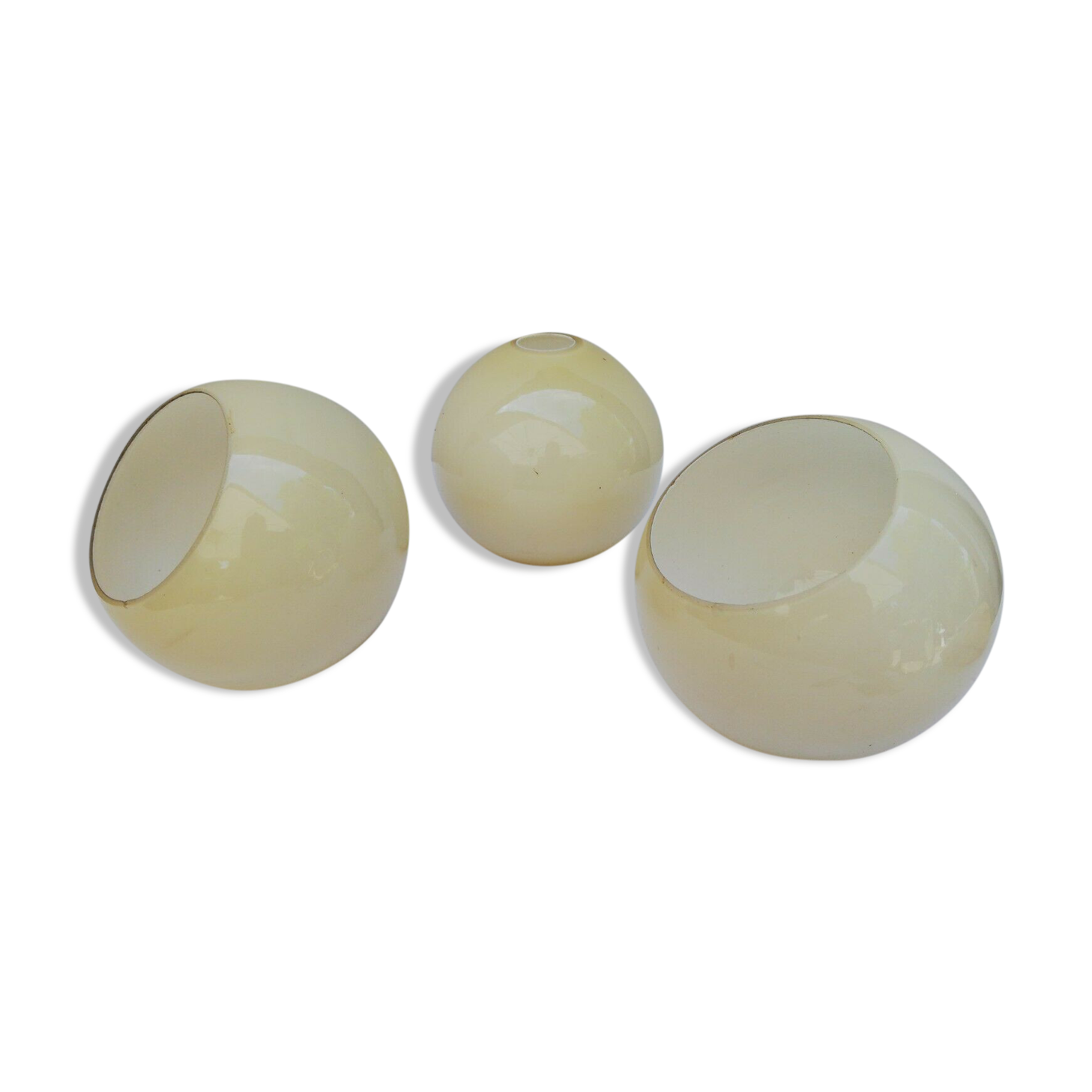 Lot of 3 globes in opaque white glass