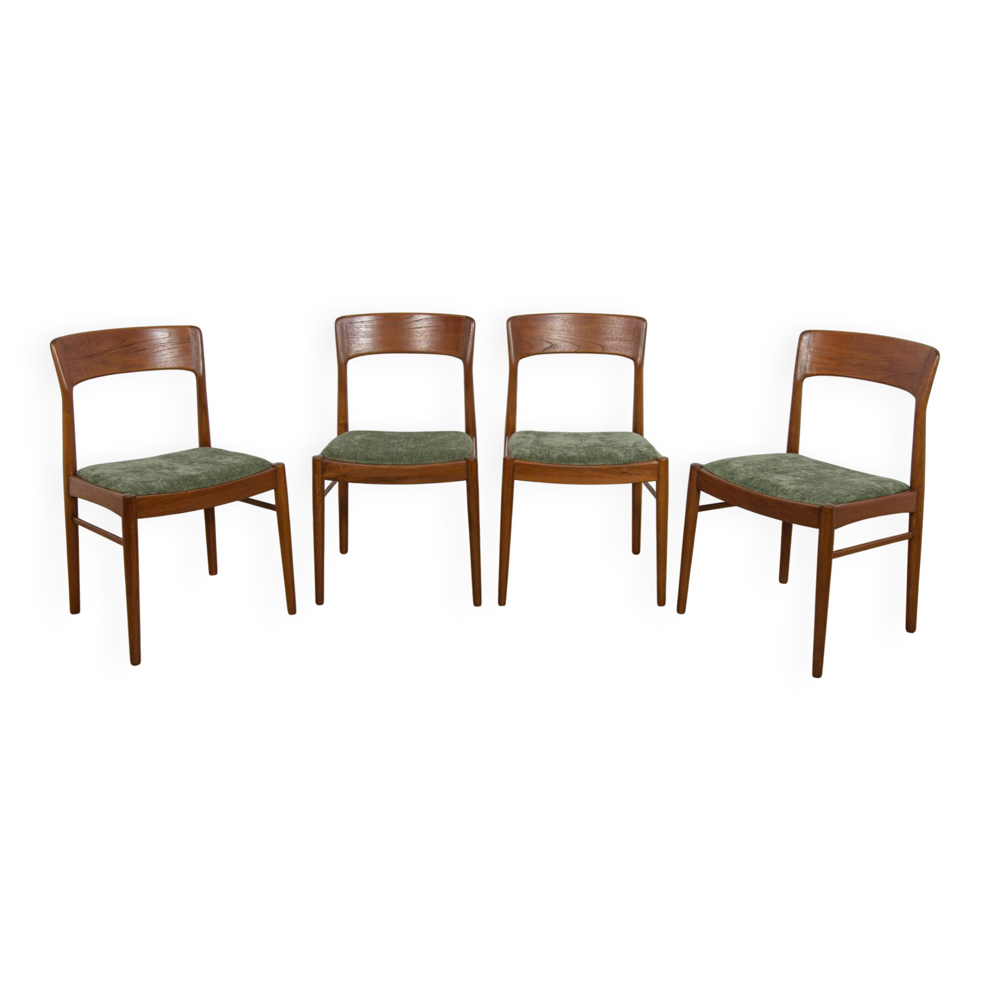 Mid-Century Teak Model 26 Dining Chairs by Henry Kjærnulf for Korup Stolefabrik, Denmark, 1960s, Set of 4