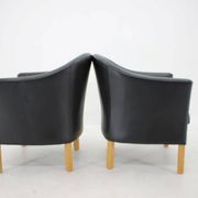 Pair of 1970s Mogens Hansen MH80 "Queen Chairs" in Black Leather and Oak
