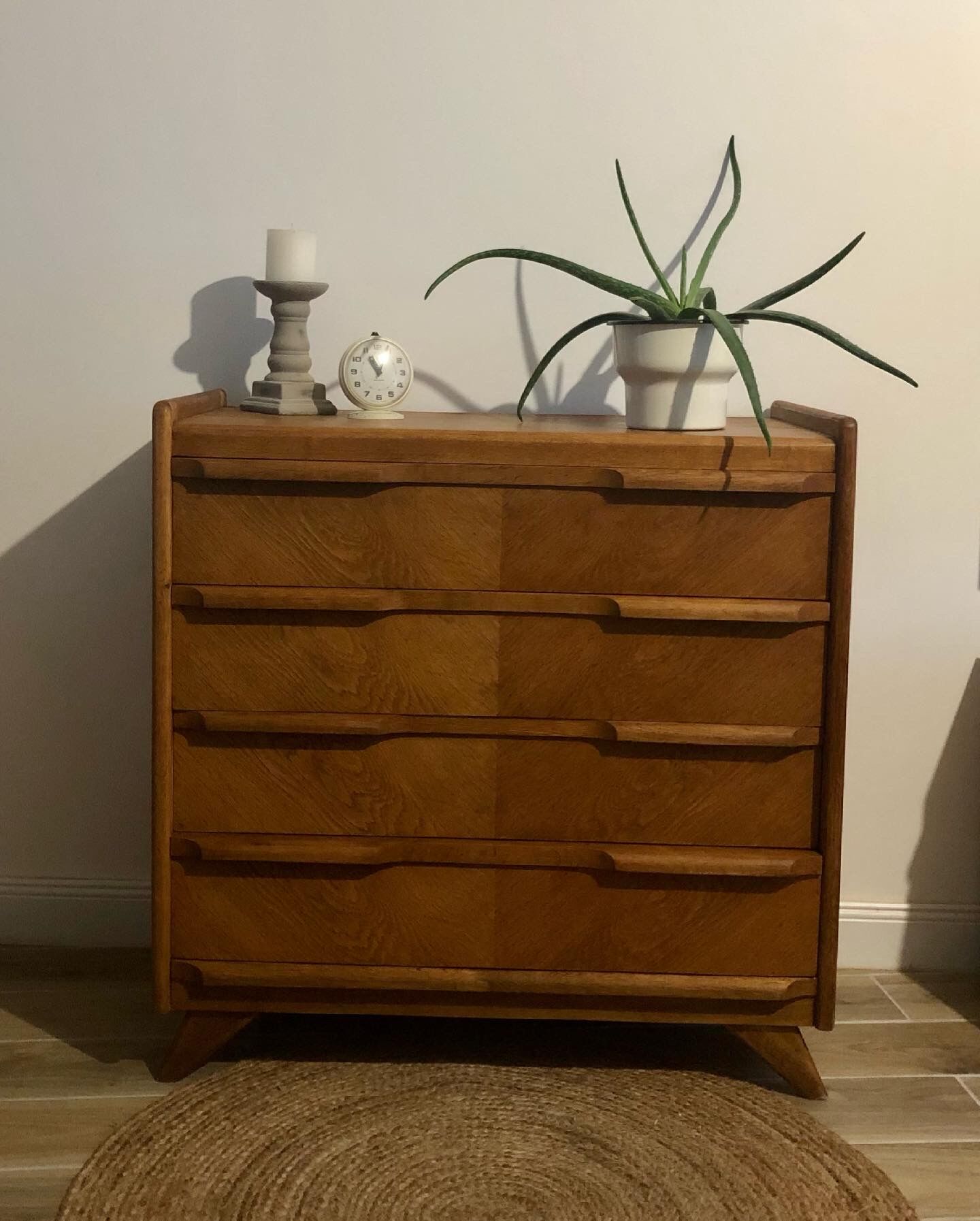 Vintage dresser