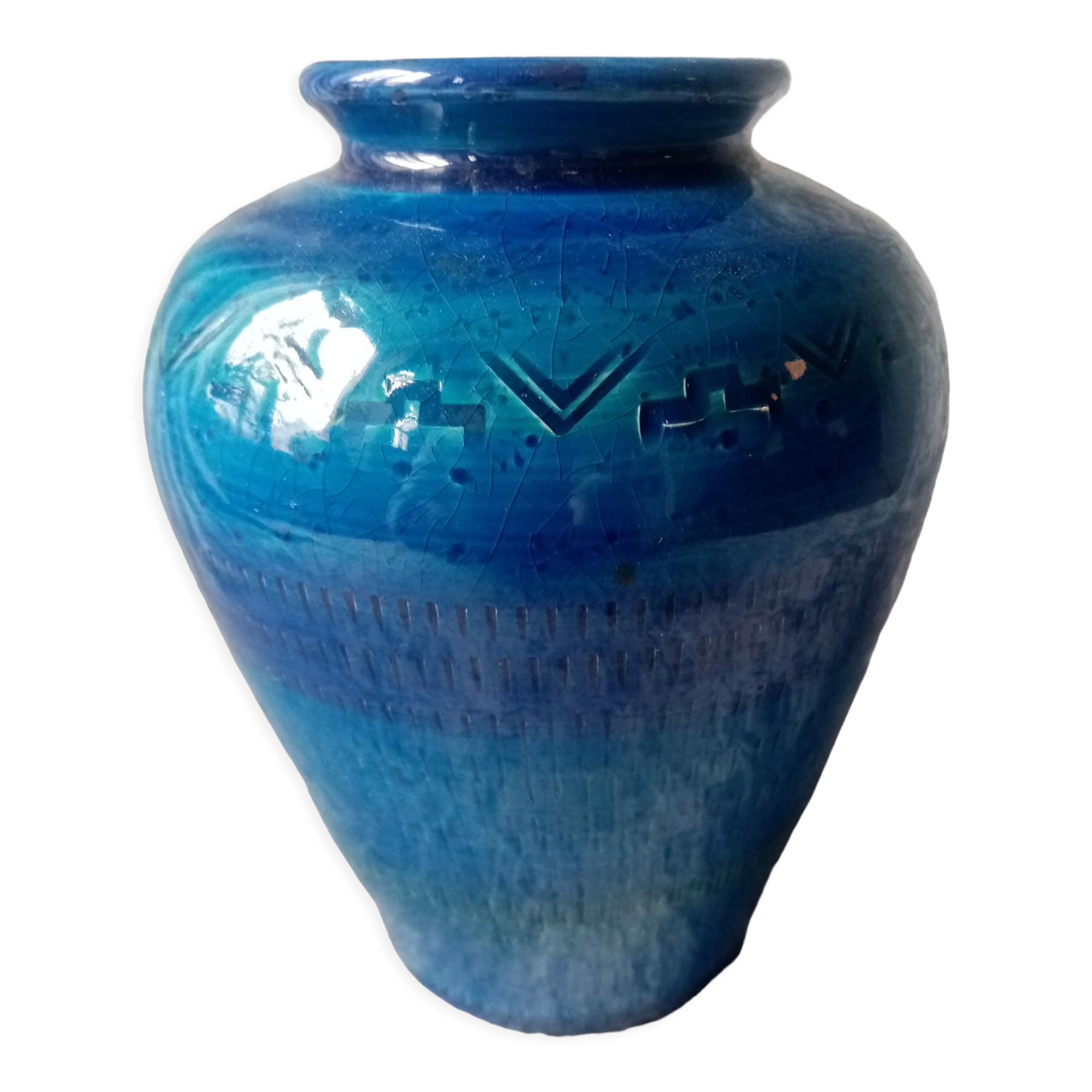 Vase in blue enamel ceramic