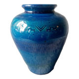 Vase in blue enamel ceramic