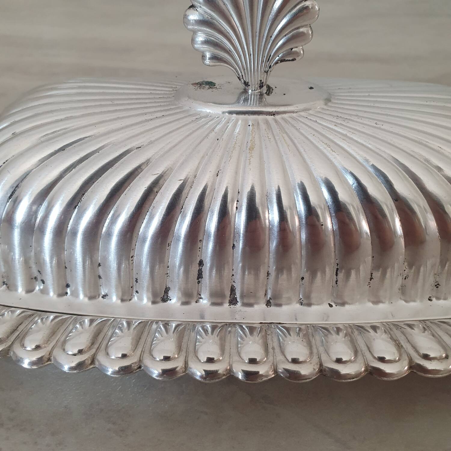 Beurrier coquillage en métal argenté orfeverie Produx