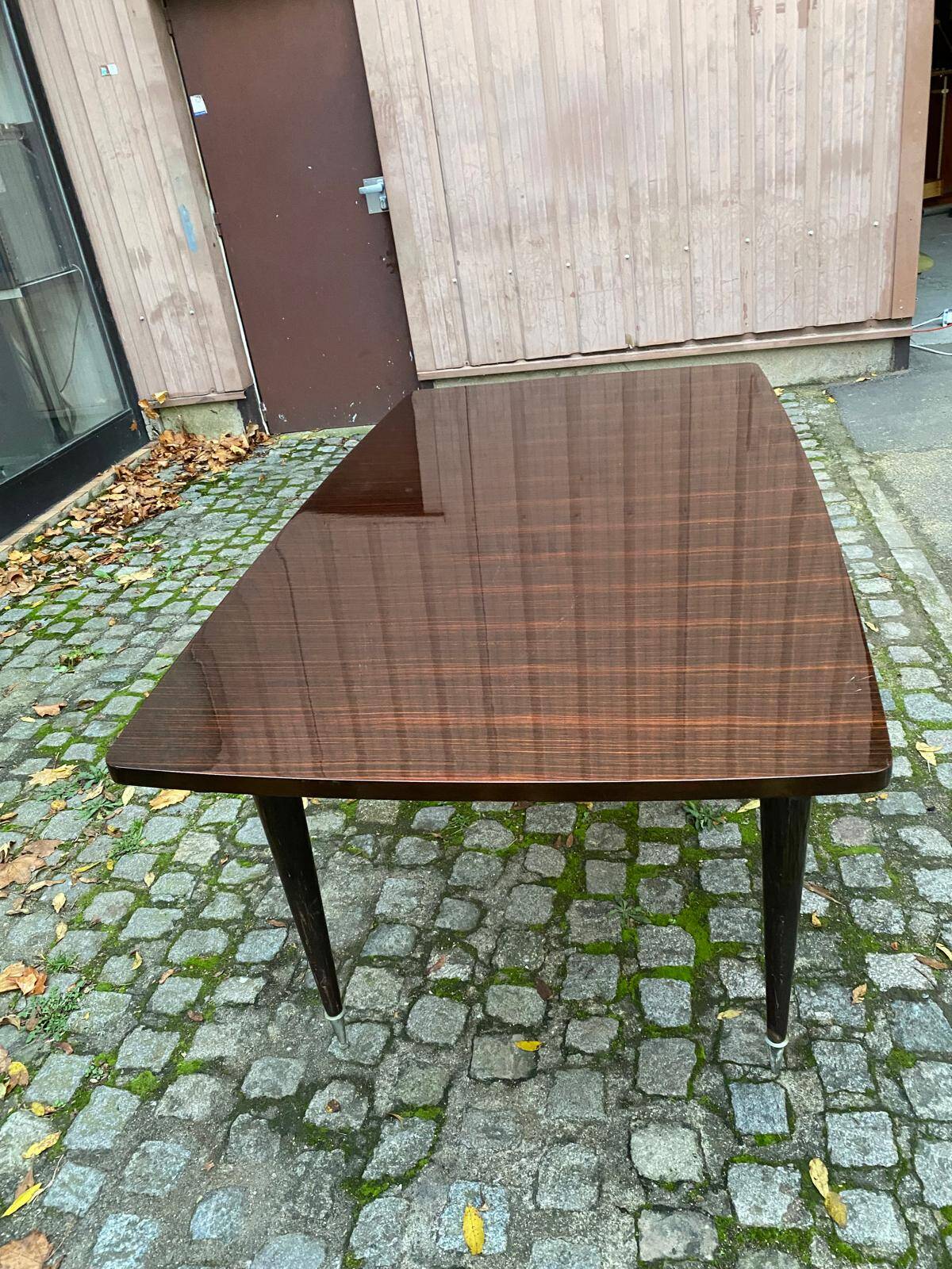 Table à manger scandinave bois massif et palissandre effet acajou