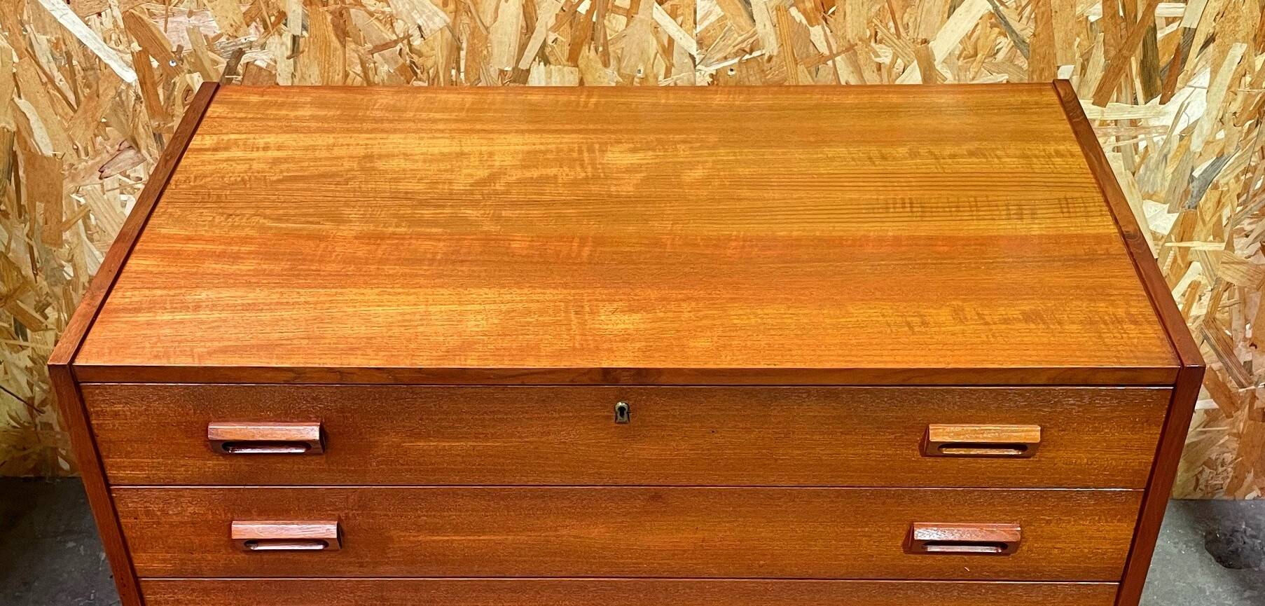 Commode scandinave en teck vintage années 60