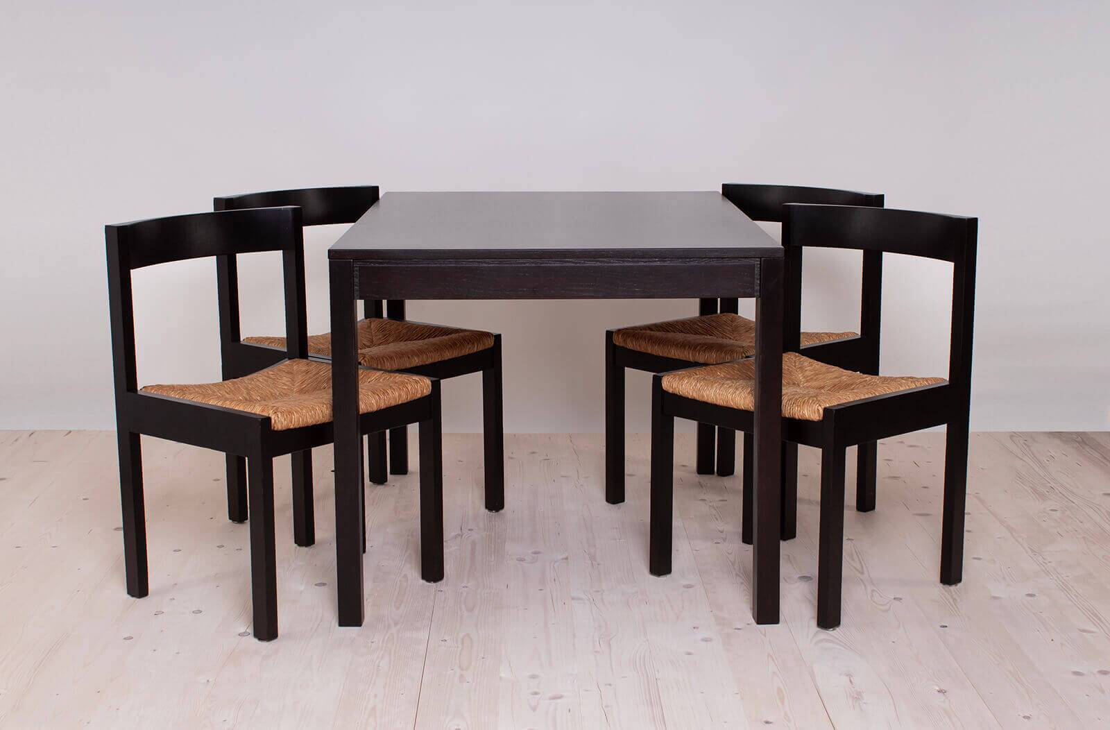 Vintage dining set, 4 chairs, extendable dining table, rope seating, 1970s