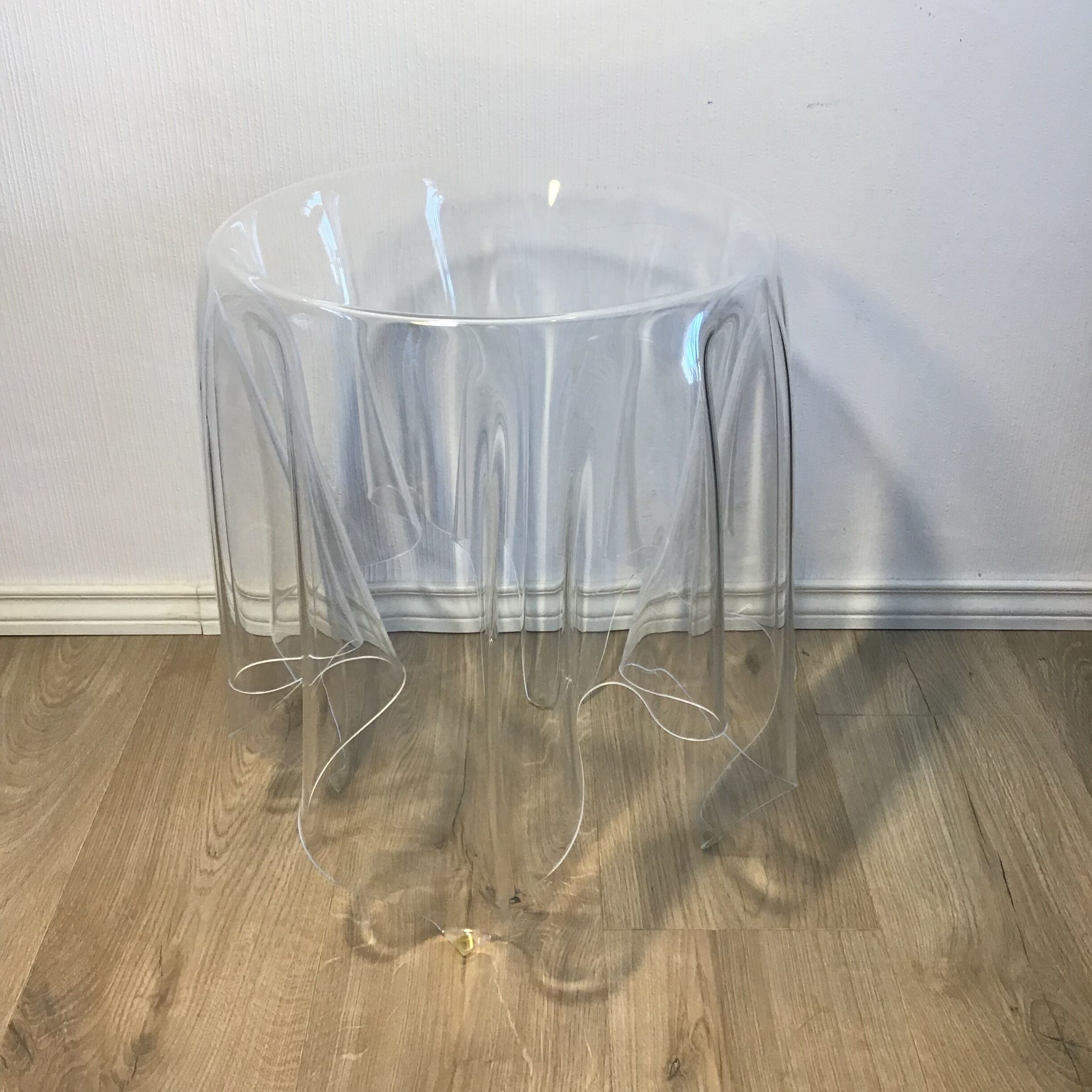 Illusion side table by Essey