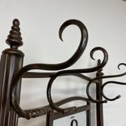 Portemanteau en bois courbé n°1082 par J&J Kohn