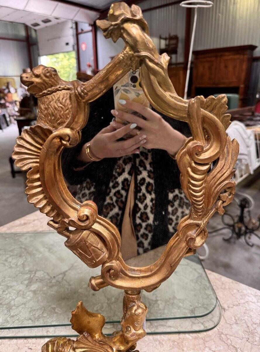 According to Gabriel Viardot: dragon mirror in gilded wood.