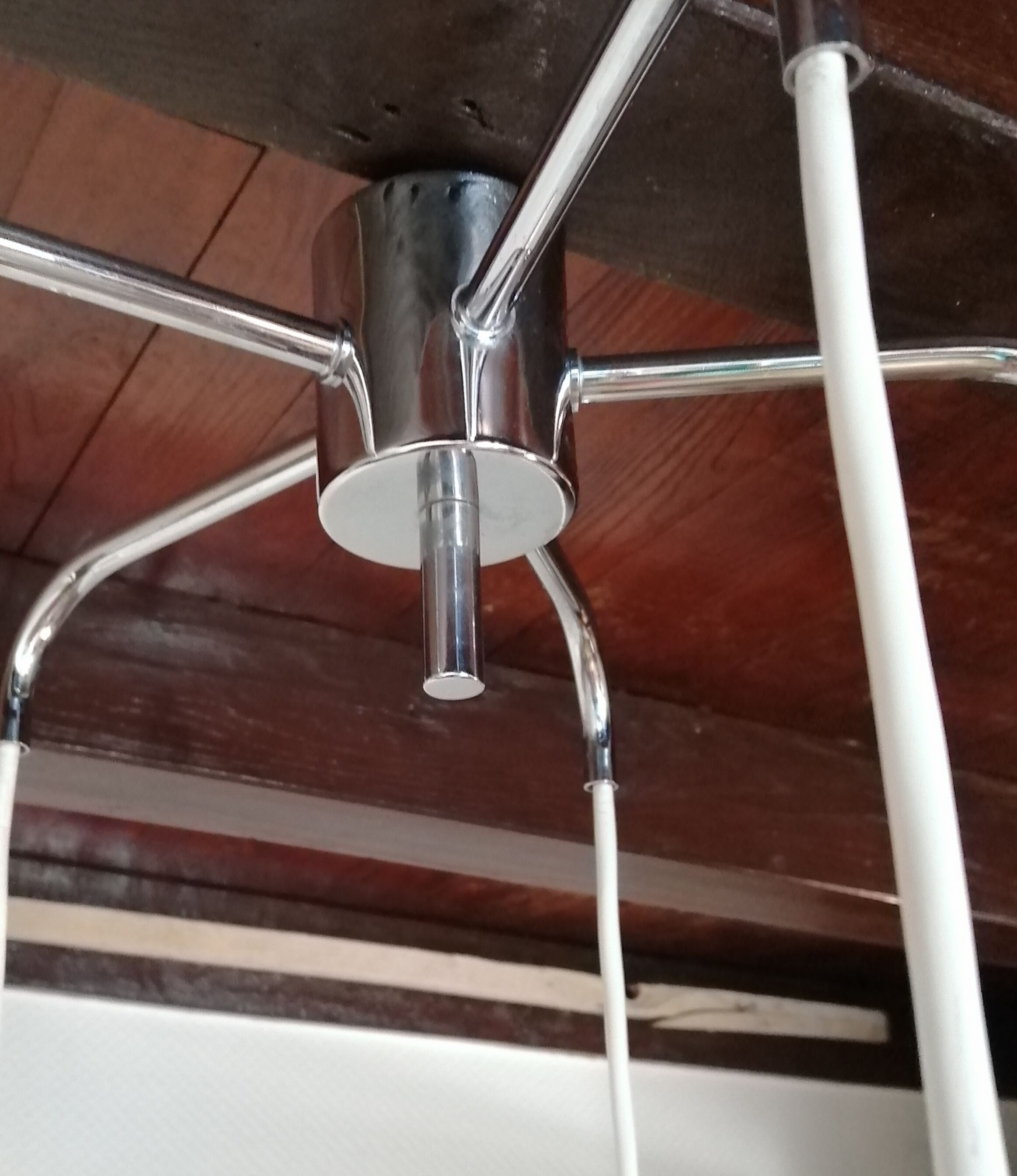 Waterfall chandelier space age 5 branches with tulips chiseled in glass 1960