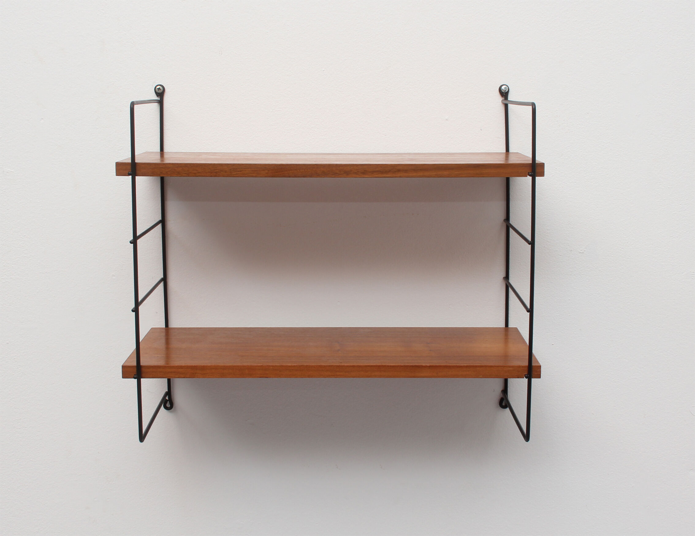 Wall unit in walnut 1960