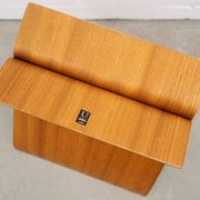Porte-revues vintage en bois umbra