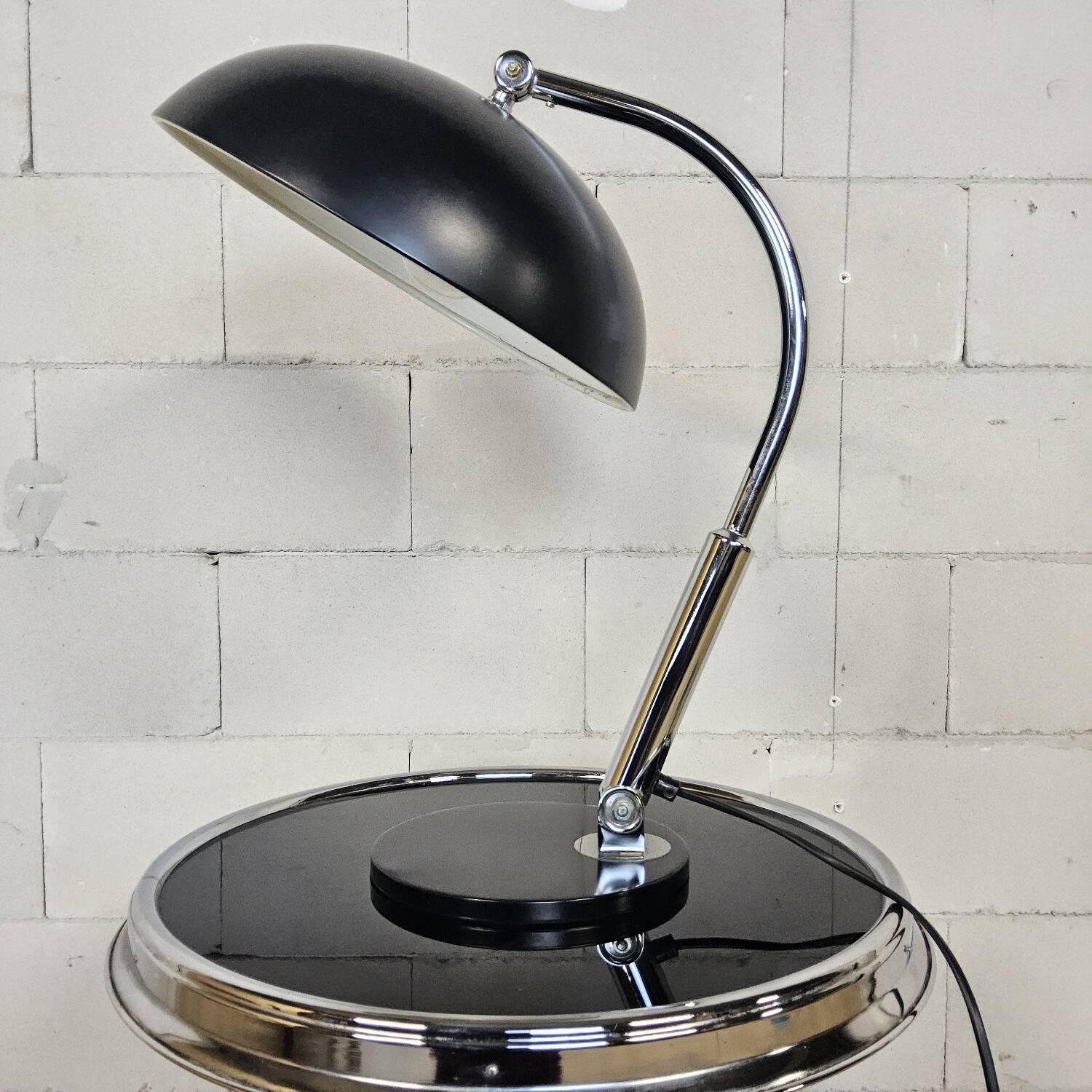 Vintage black Bauhaus H. Busquet Hala desk lamp model 144 dutch design