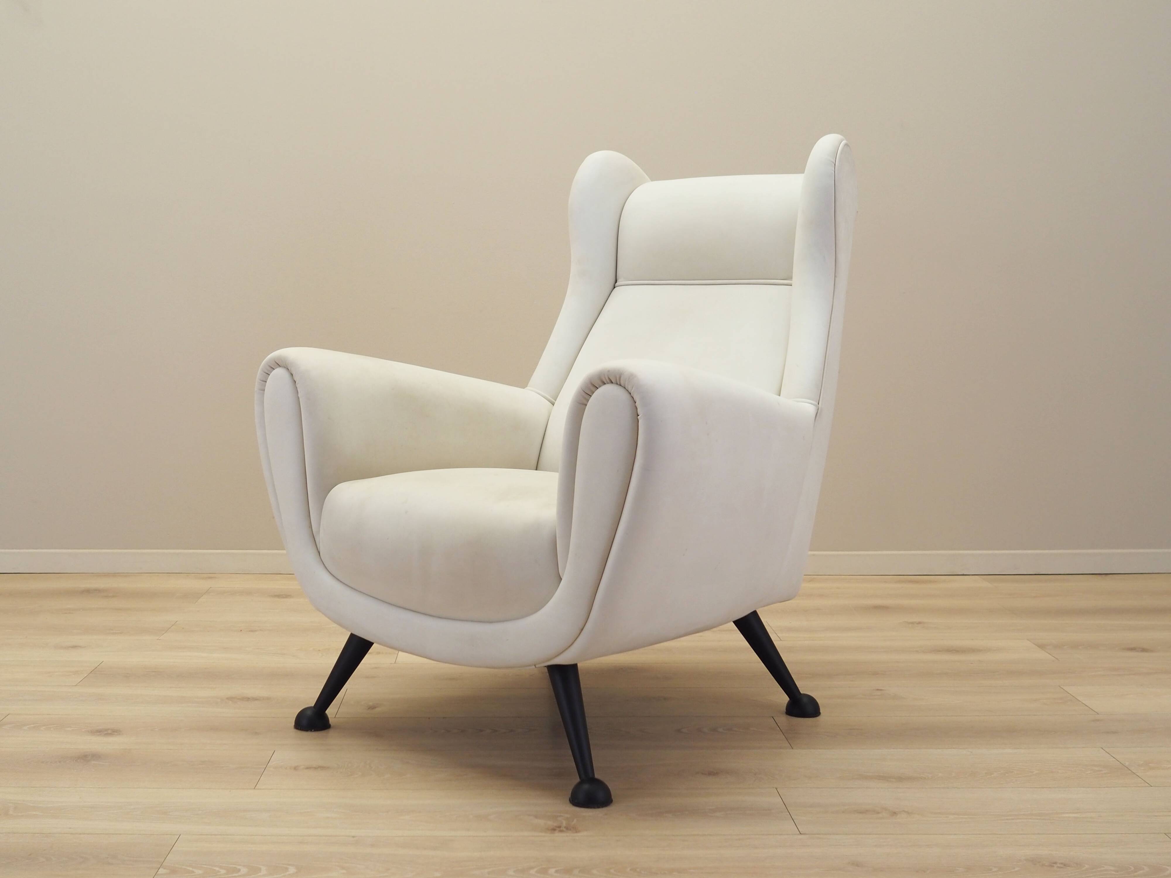Lounge armchair, Italian design, 1980s, production: Italy