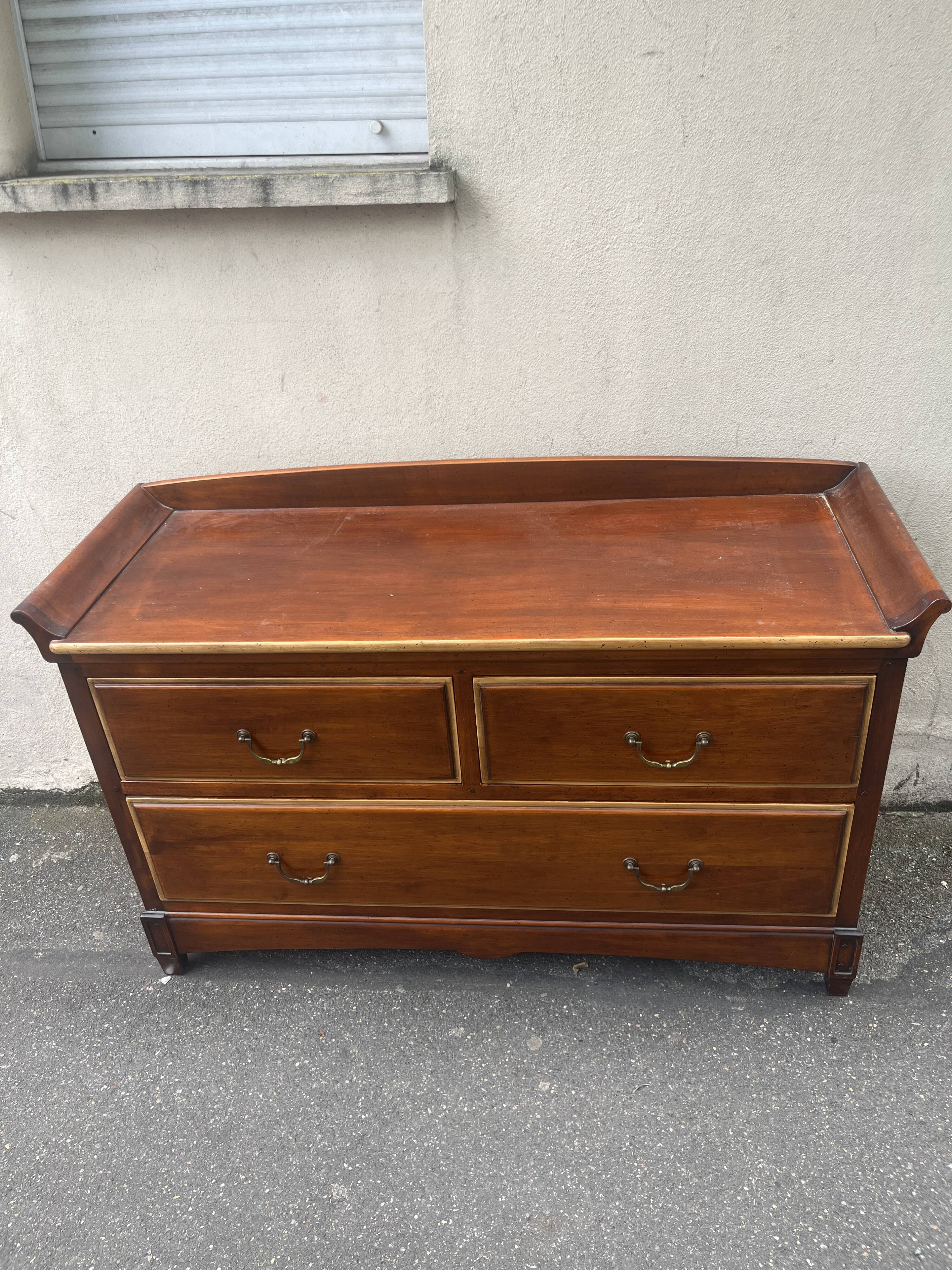 Grande commode en teck trois tiroirs