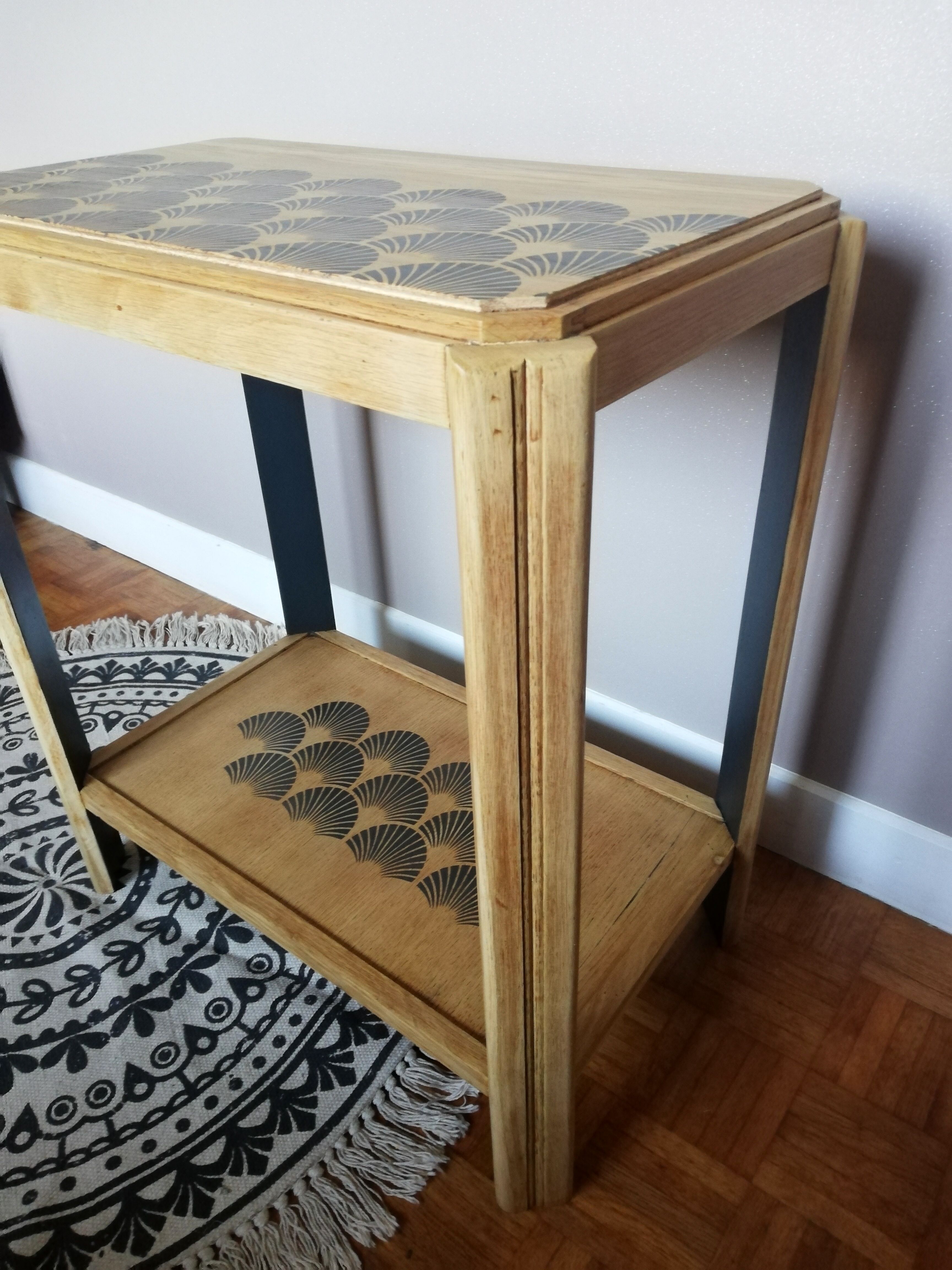 Art Deco side table service revisited