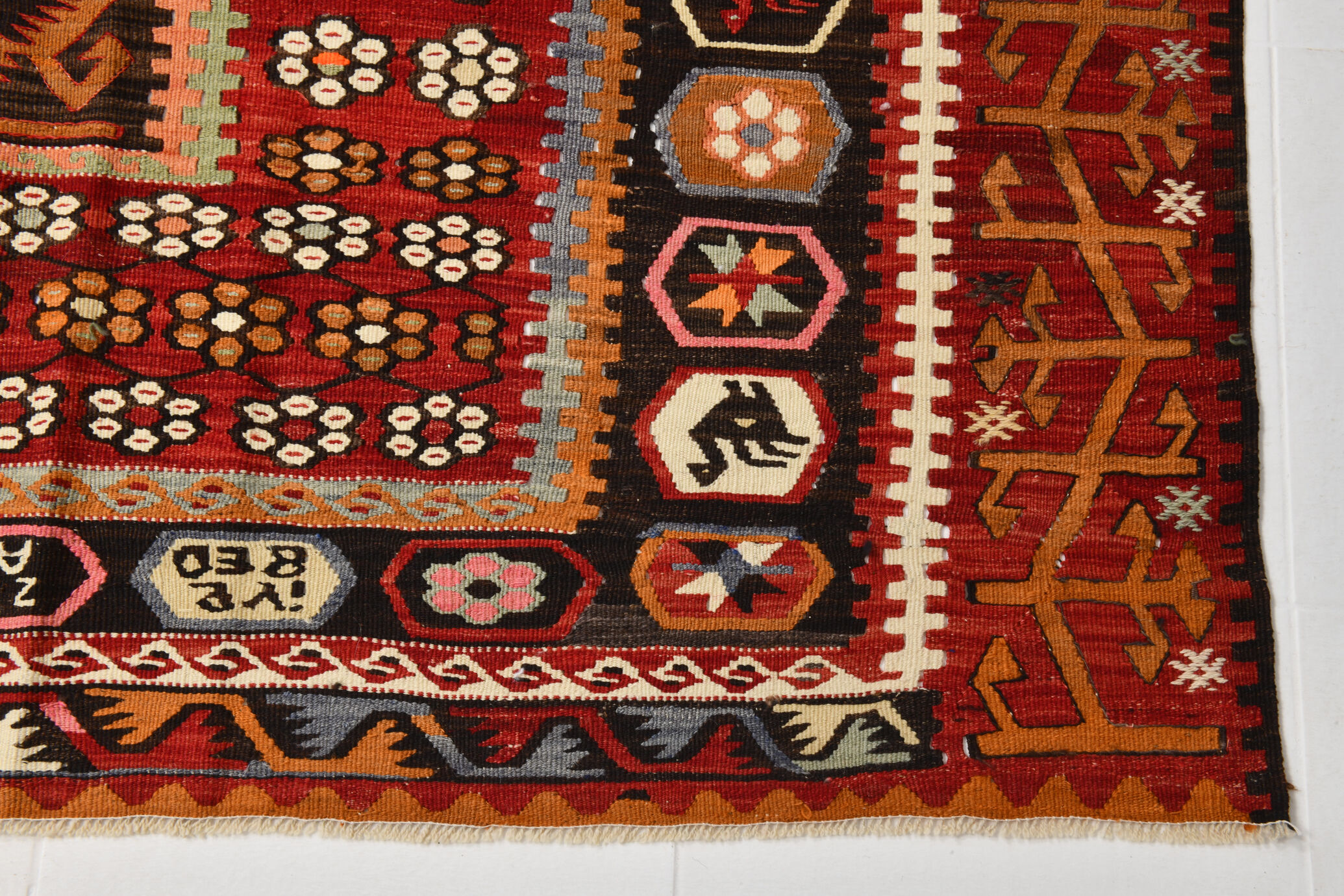 Primitive turkish kilim rug 311x187cm