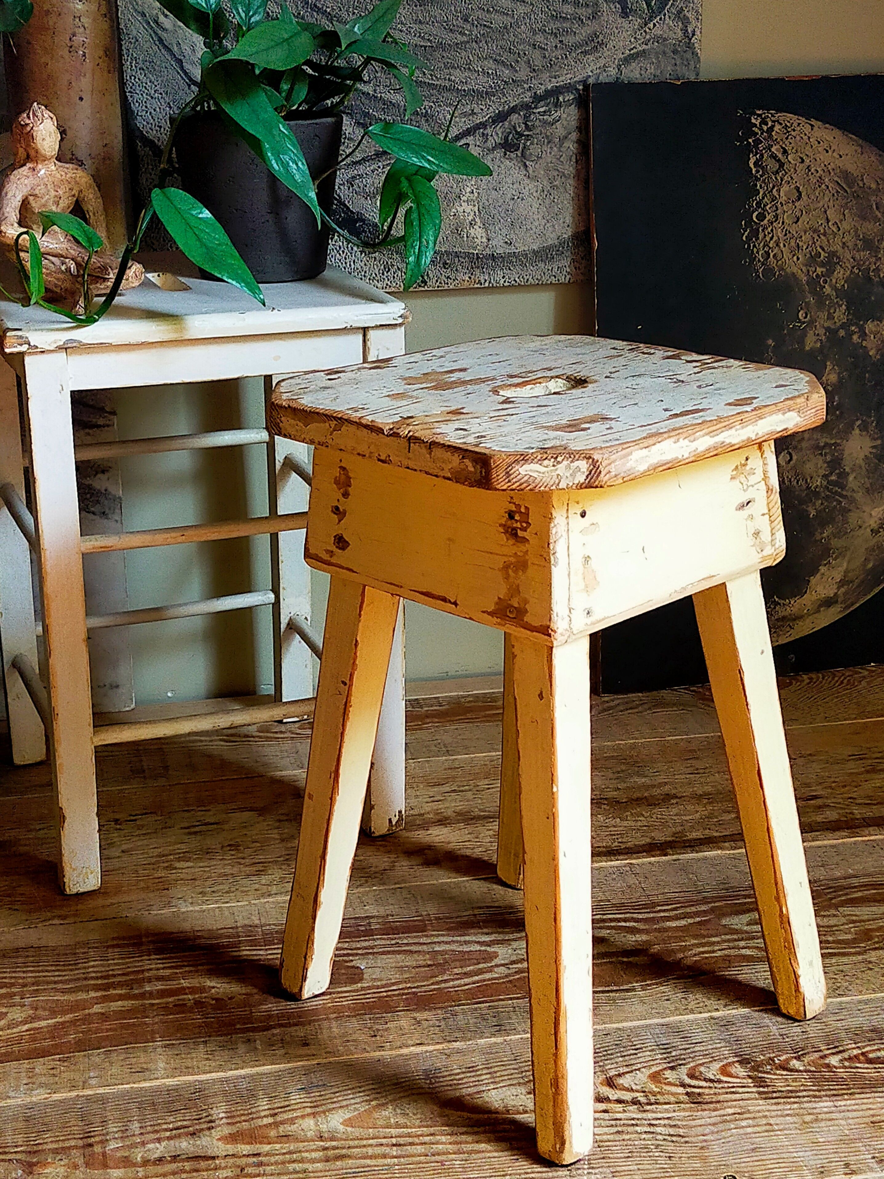 Workshop stool in antique patinated solid wood
