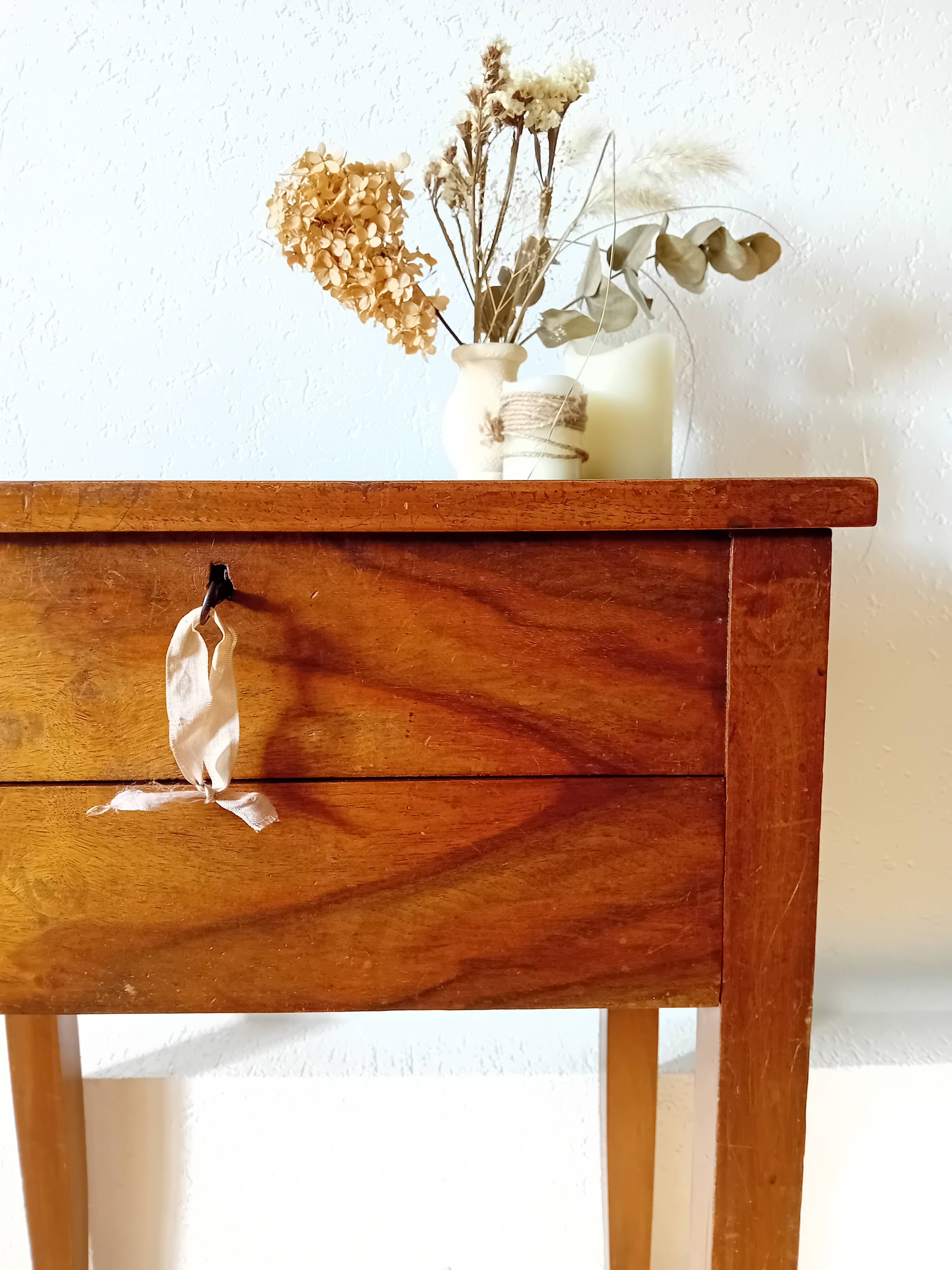 Dressing table