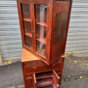 Joli cabinet vitrine indochinois deux corps. Milieu XXe siècle