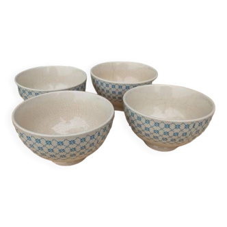 Set of 4 old bowls