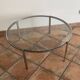 Table basse Space age. 1970. Acier chromé et verre.