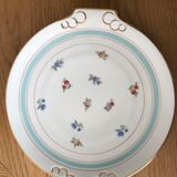 Service plates with dessert decoration flowers