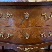 Louis XV style chest of drawers from the Louis Philippe period