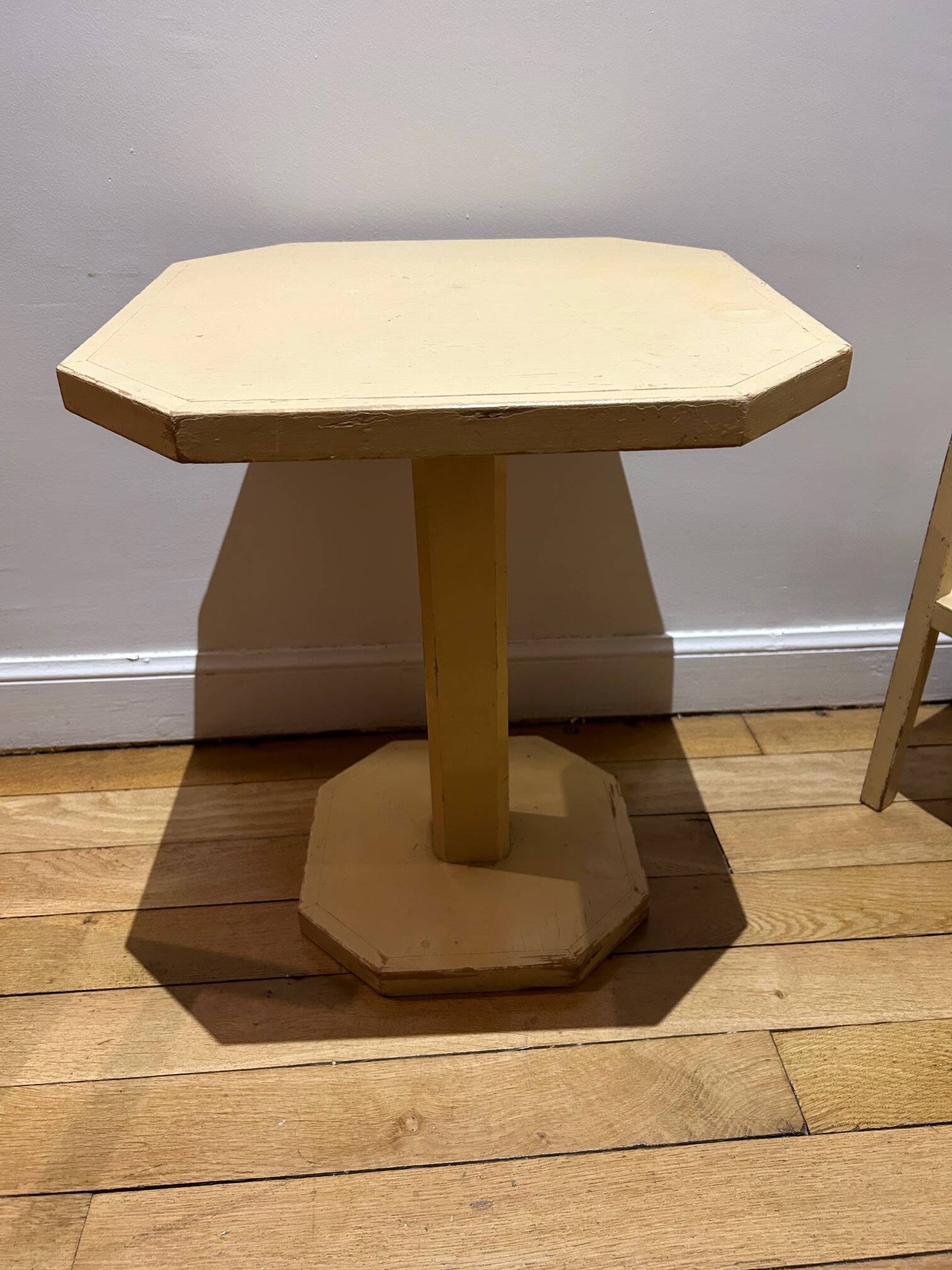 art deco children's living room