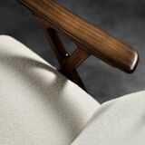 Fauteuil haut de salon vintage en teck et tissu bouclé blanc du milieu du siècle norvégien, années 1960