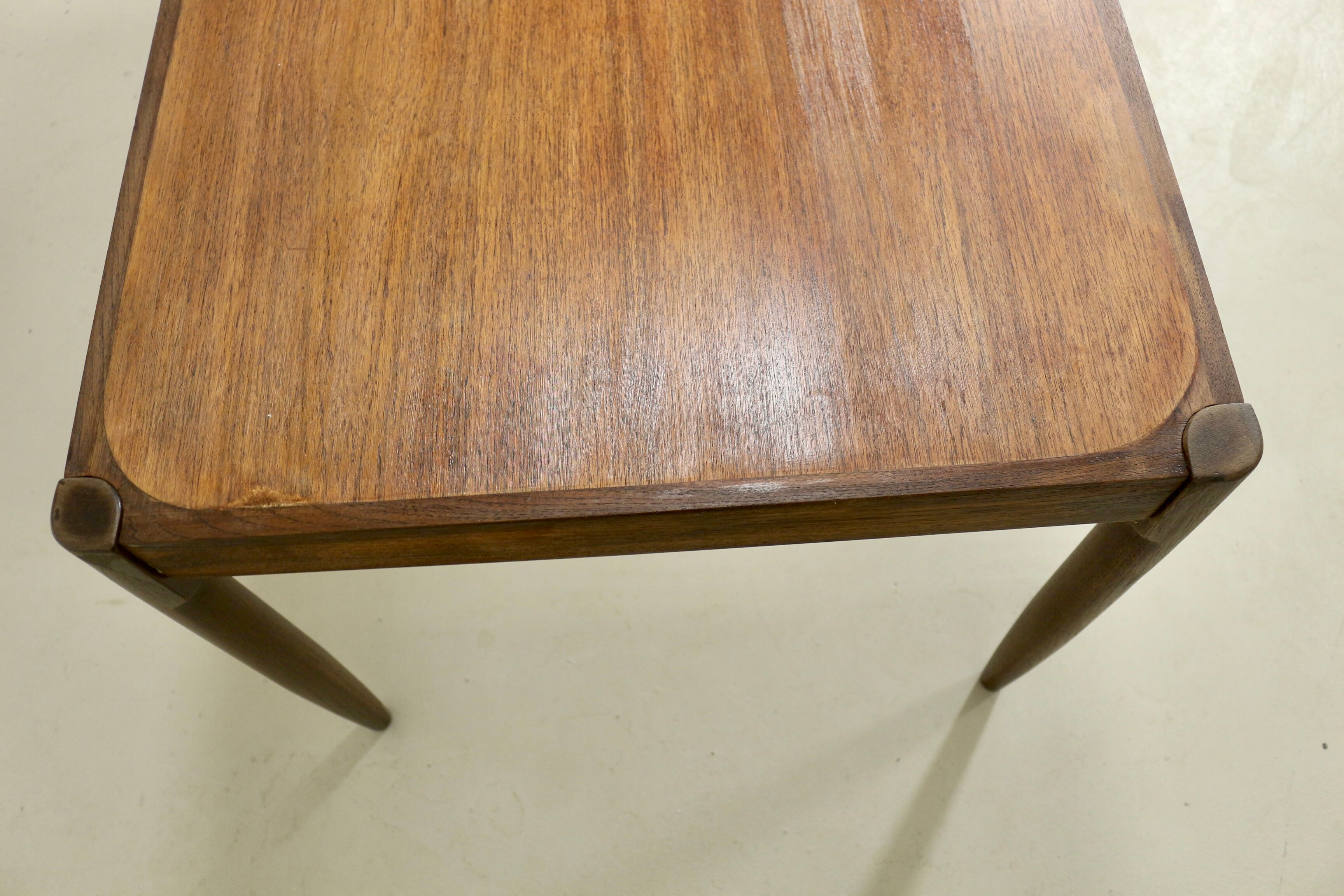 Scandinavian teak coffee table year 60 : Ref : Rosy
