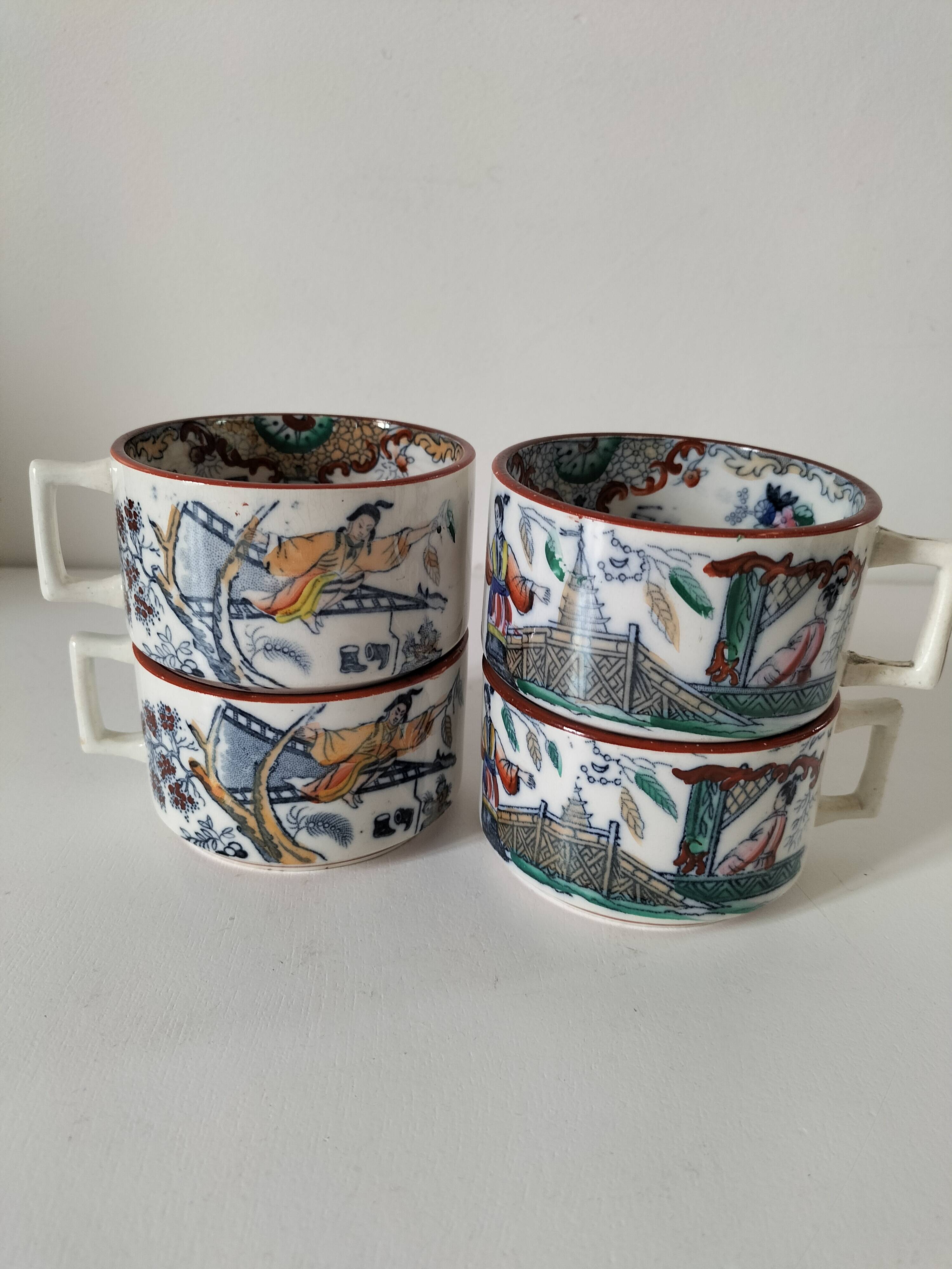 Ensemble de 4 tasses à bouillon Digoin & Sarreguemines, décor Timor