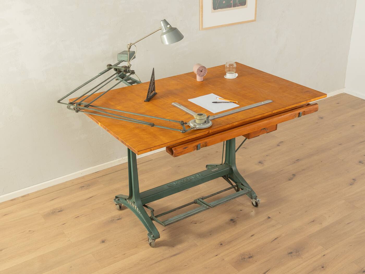 Table d'architecte des années 1950, Nestler