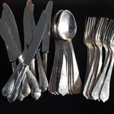 Set of silvered metal cutlery 1/1000th