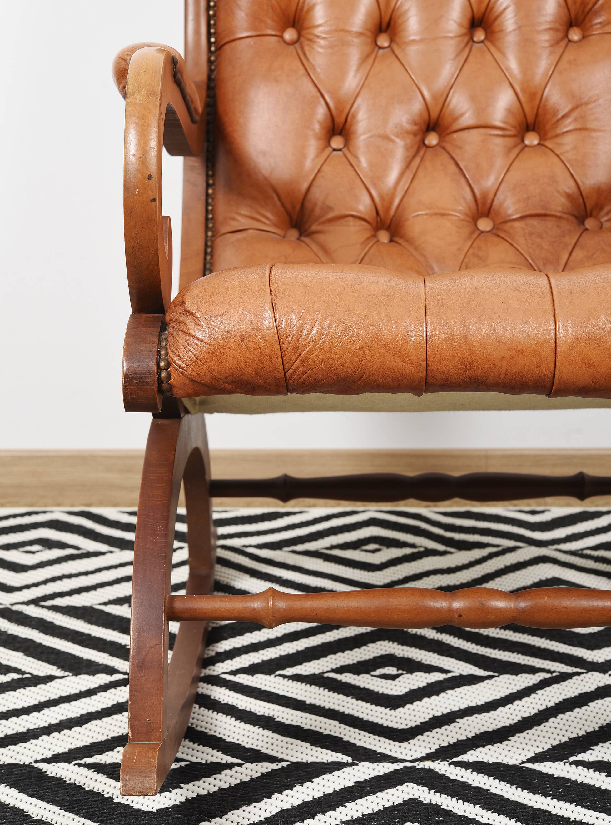 Rocking chair, Chesterfield style