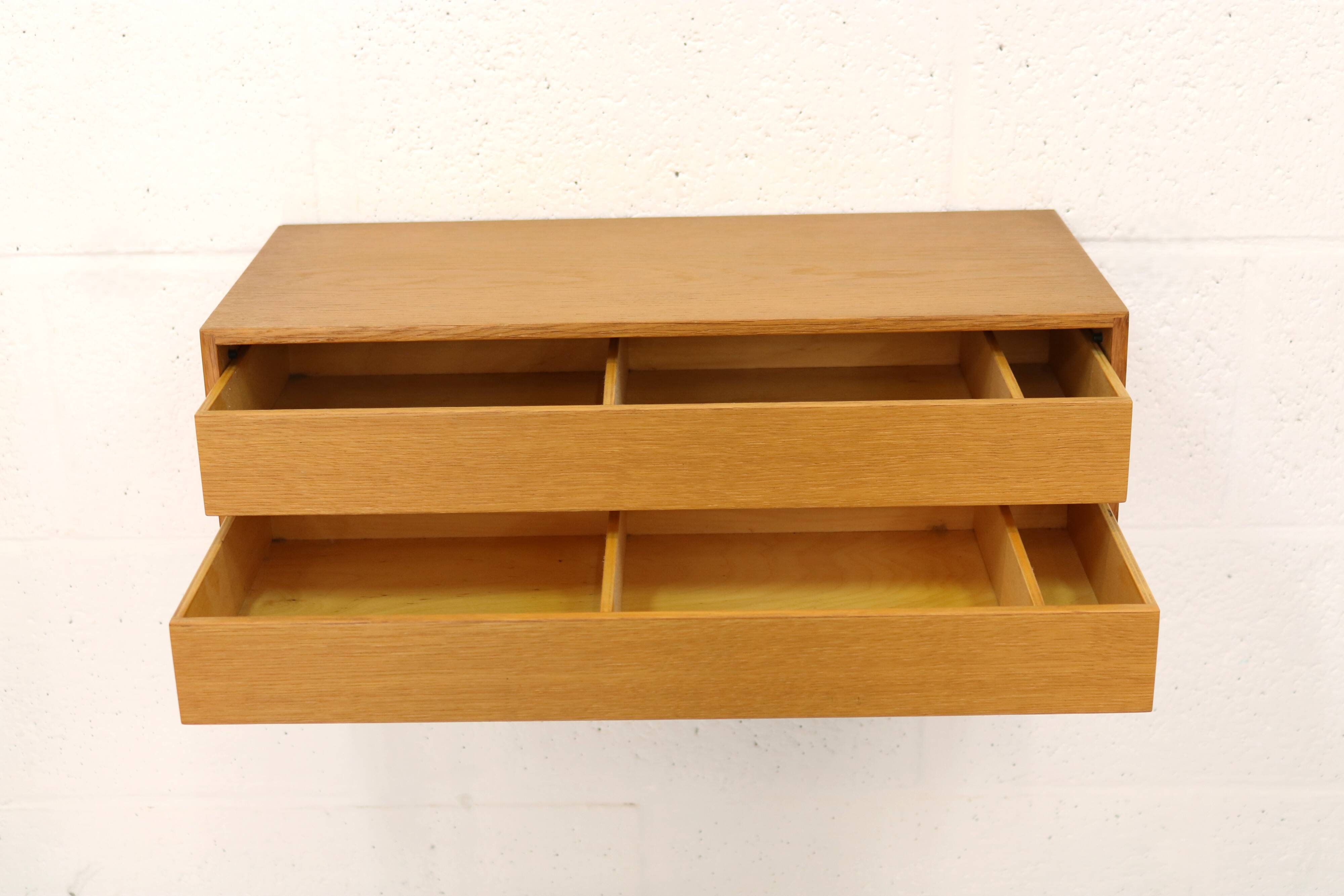 Rare floating nightstand  in oak wood with  drawers - Denmark 70