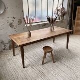 Farmhouse table with spindle legs 2m