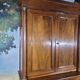 Buffet deux corps Empire en noyer